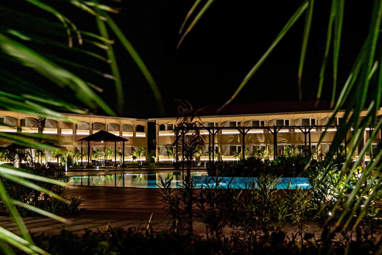 Hawthorn Suites By Wyndham Dwarka Dwarka (Gujarat) Exterior foto