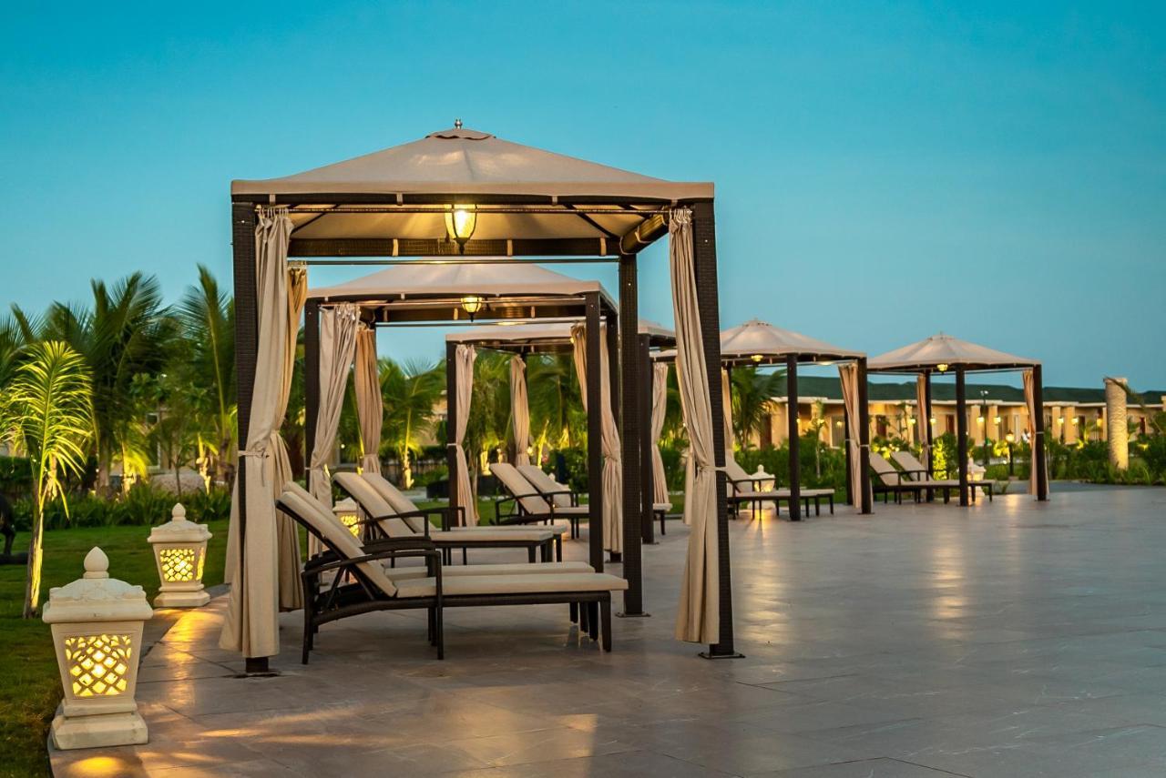 Hawthorn Suites By Wyndham Dwarka Dwarka (Gujarat) Exterior foto