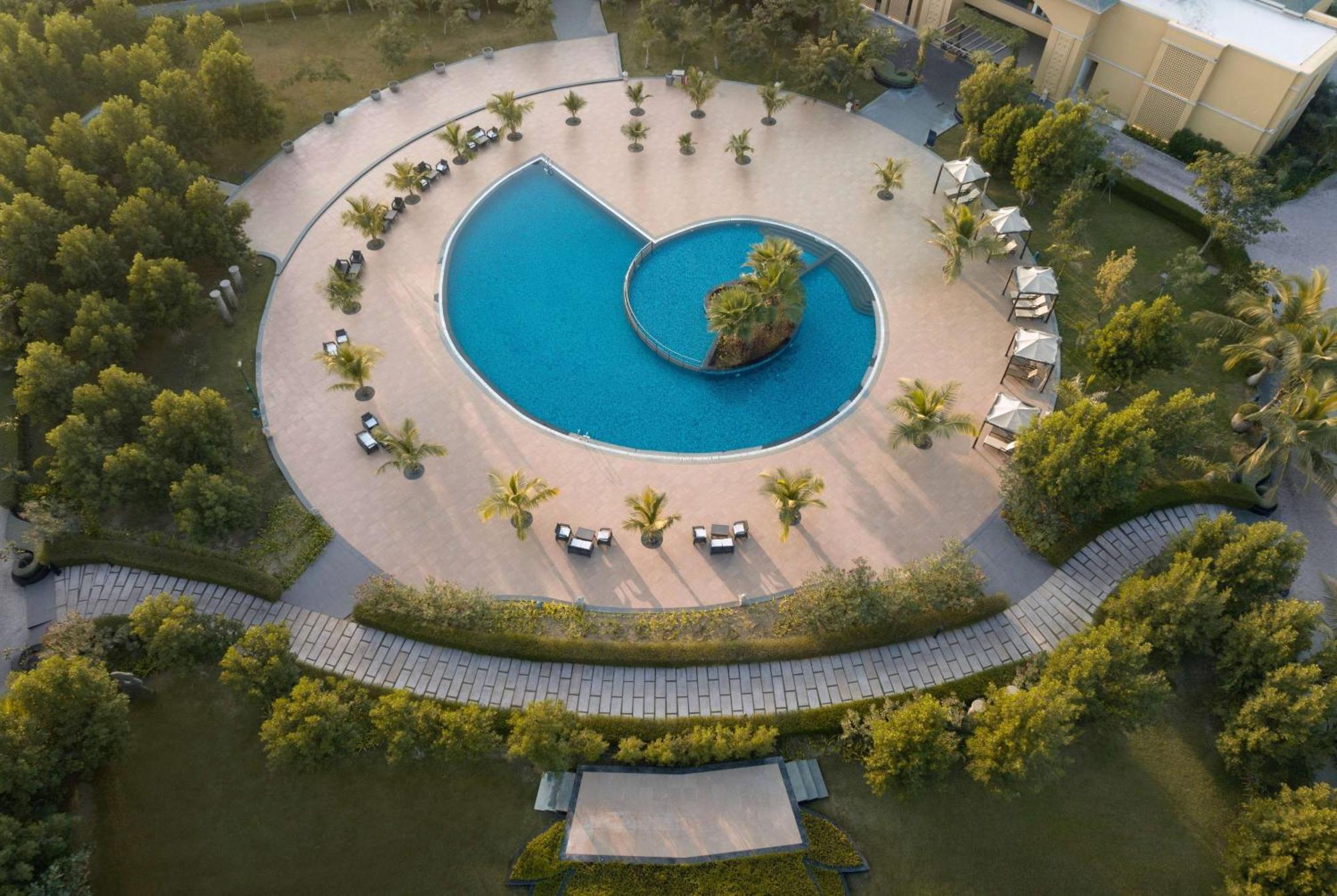 Hawthorn Suites By Wyndham Dwarka Dwarka (Gujarat) Exterior foto