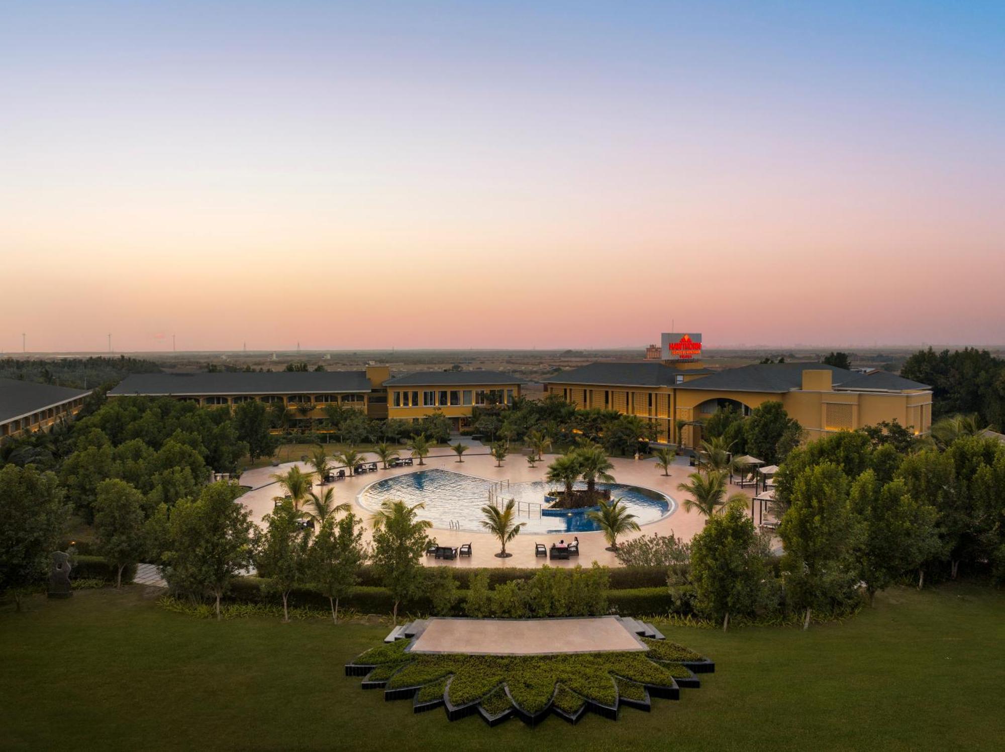 Hawthorn Suites By Wyndham Dwarka Dwarka (Gujarat) Exterior foto